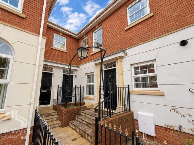 2 Bedroom Flat