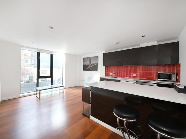 2 bedroom Flat