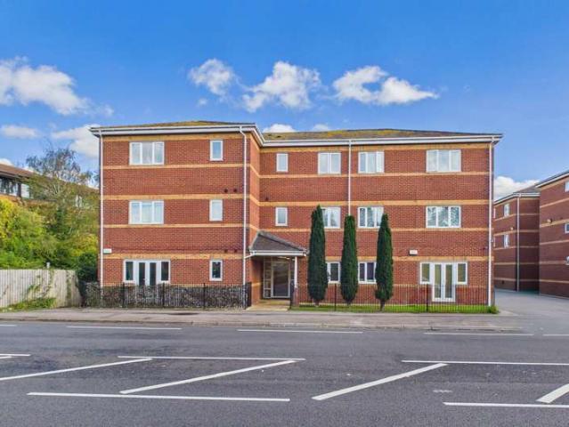2 Bedroom Flat
