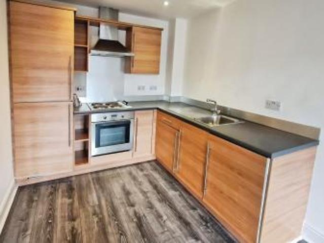 2 bedroom Flat To Let