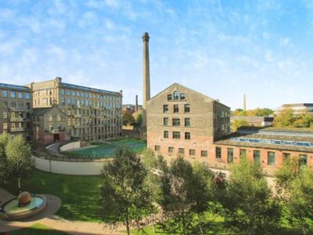 2 bedroom Flat To Let