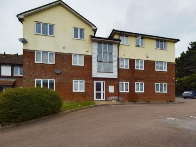 2 bedroom Flat To Let