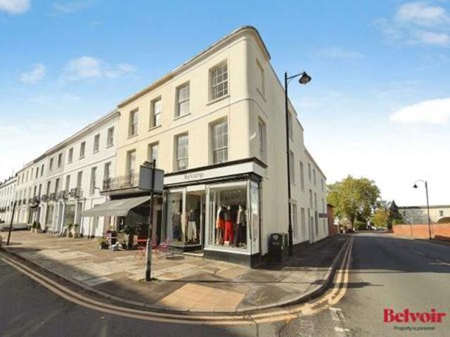 2 bedroom Flat To Let