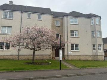 2 bedroom Flat To Let