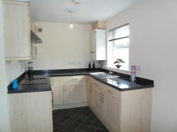 2 bedroom Flat To Let