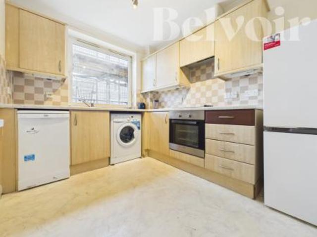 2 bedroom Flat To Let