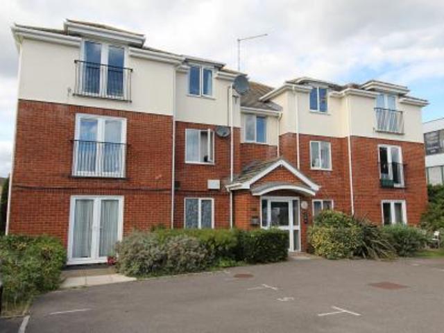 2 bedroom Flat To Let