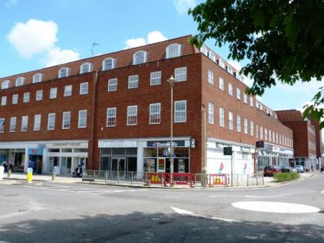 2 bedroom Flat To Let