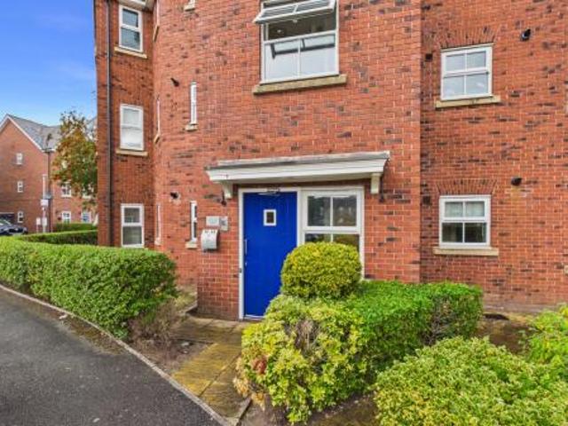 2 bedroom Flat To Let