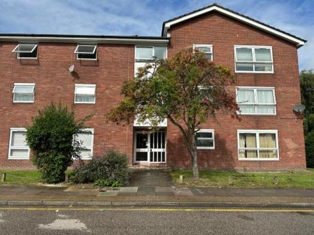 2 bedroom Flat To Let