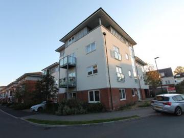 2 bedroom Flat To Let