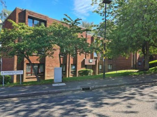 2 bedroom Flat To Let
