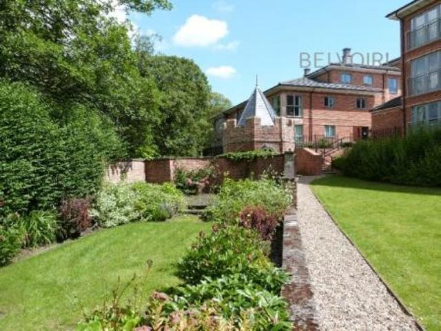 2 bedroom Flat To Let