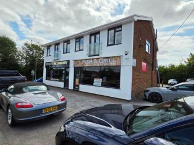 2 bedroom Flat To Let