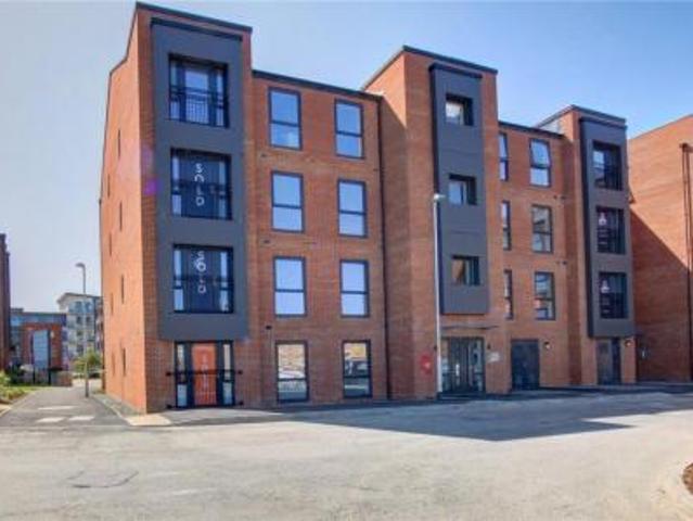 2 bedroom Flat To Let