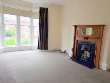 2 bedroom Flat To Let