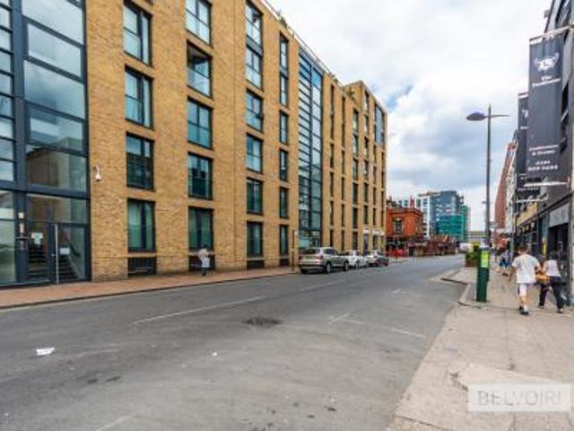 2 bedroom Flat To Let