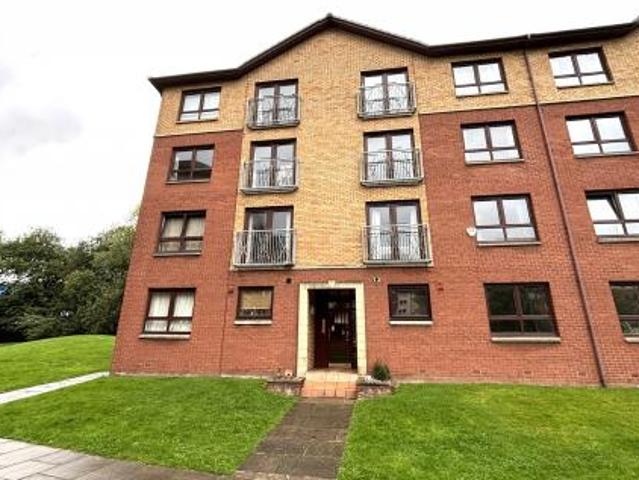 2 bedroom Flat To Let