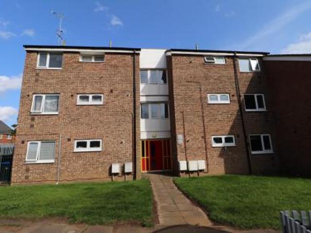 2 bedroom Flat To Let