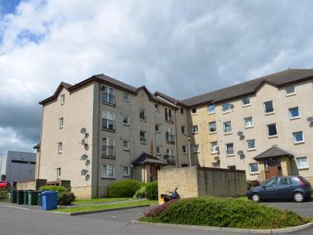 2 bedroom Flat To Let