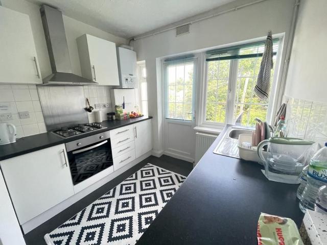 2 Bedroom Flat To Let