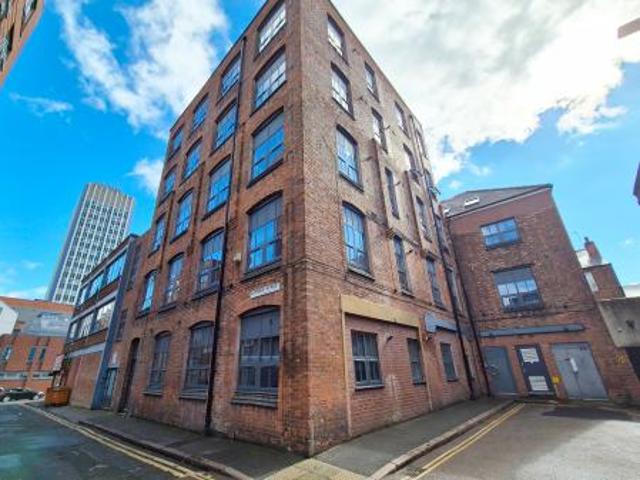 2 bedroom Flat To Let