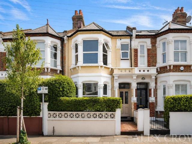2 Bedroom Flat To Let