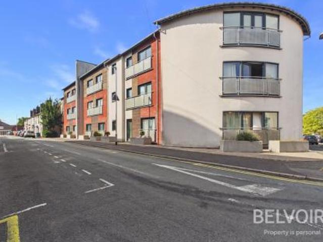 2 bedroom Flat To Let