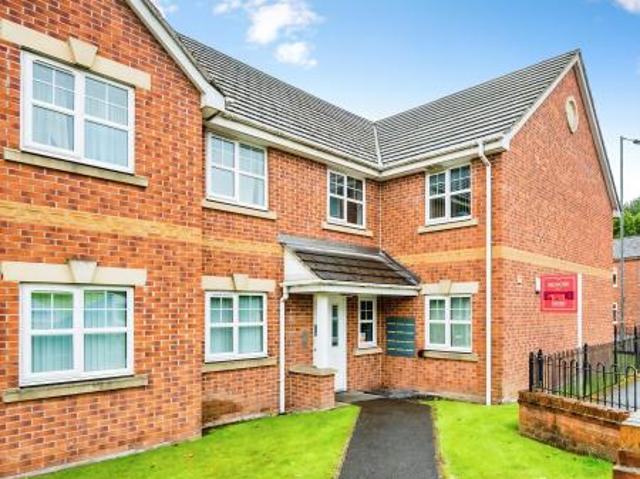 2 bedroom Flat To Let