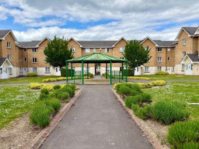 2 bedroom Flat To Let
