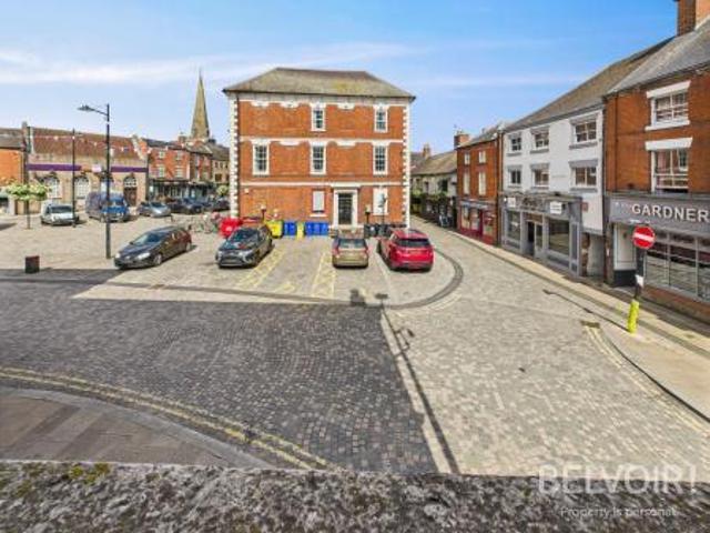 2 bedroom Flat To Let