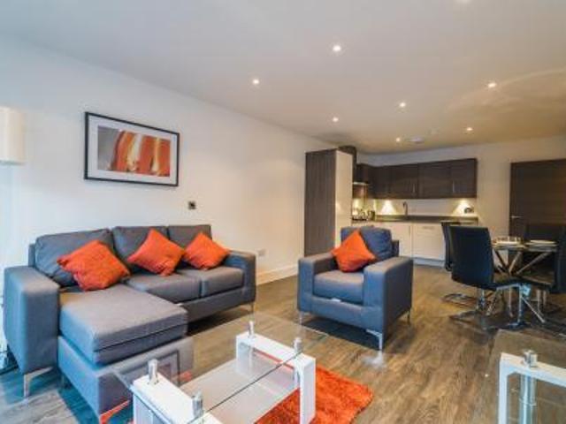 2 bedroom Flat To Let