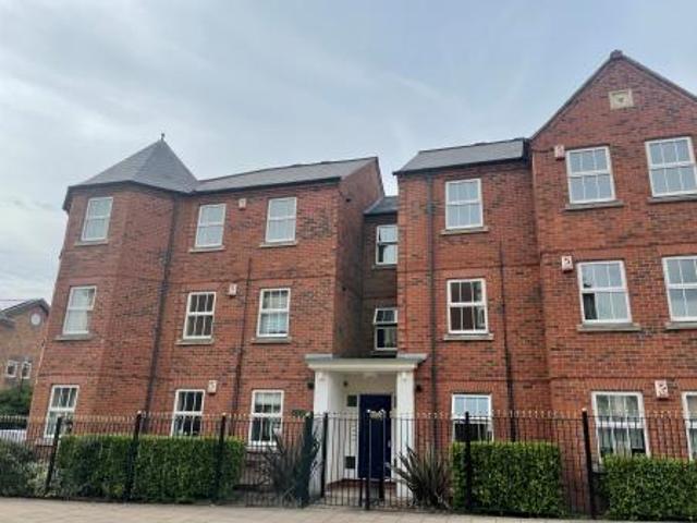 2 bedroom Flat To Let