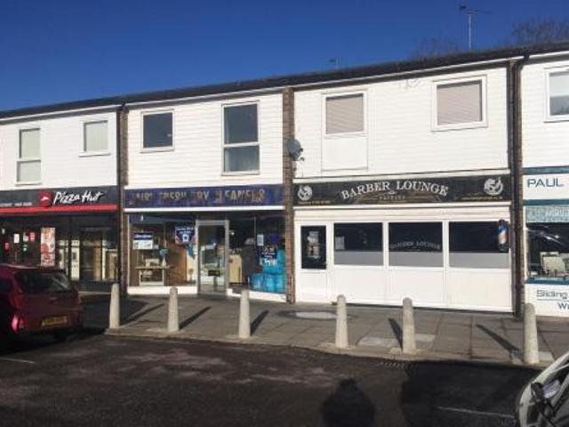 2 bedroom Flat To Let