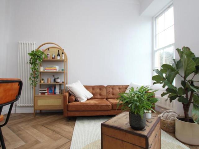 2 bedroom flat to let, Clifton, Bristol | Ocean Estate Agents