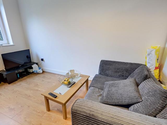 2 bedroom Flat to let Apartment Berwick Street, Liverpool