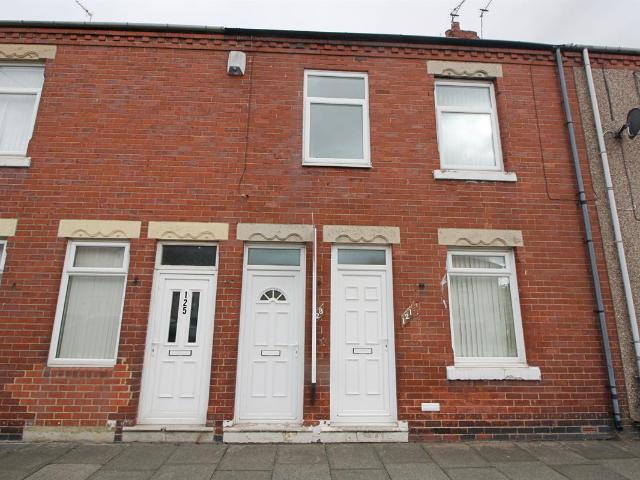 2 bedroom Flat to let Blyth Street, Seaton Delaval, Whitley Bay, NE25