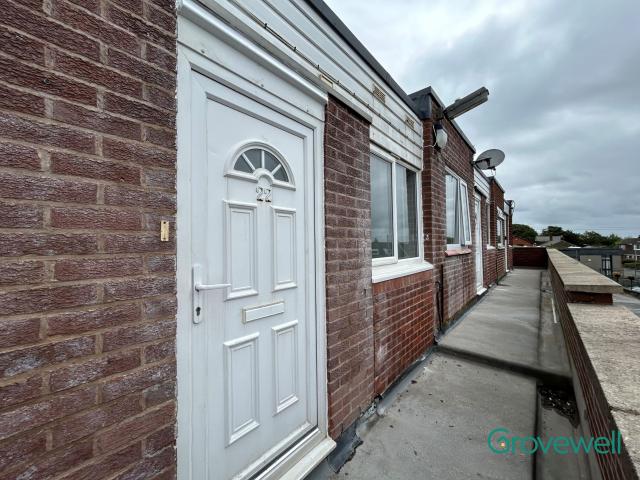 2 bedroom Flat to let Blackhorse Street, Blackrod, Bolton