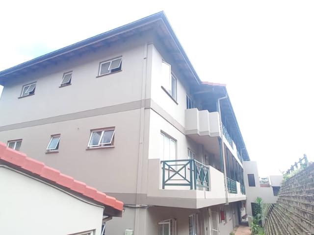 2 Bedroom Flat To Let in Glenmore