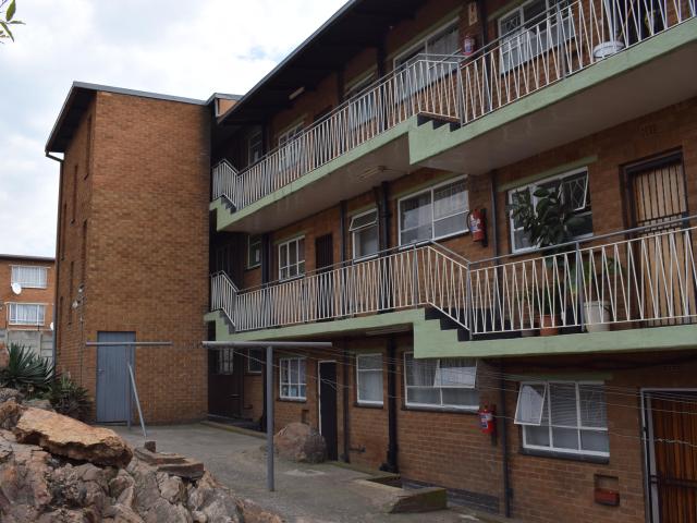 2 Bedroom Flat To Let in Elsburg