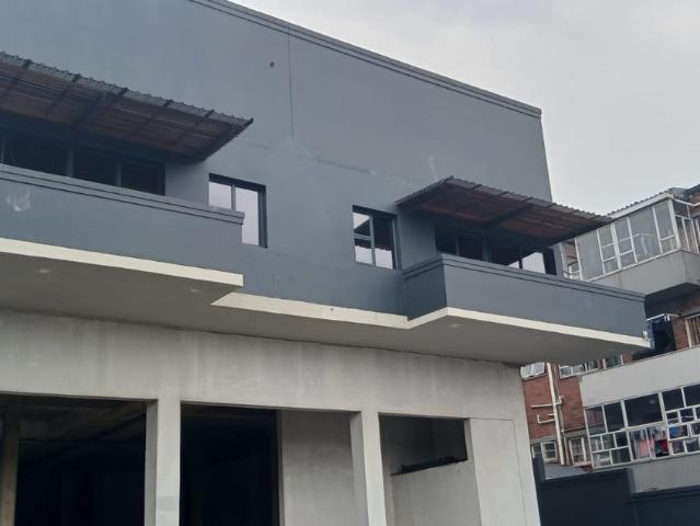 2 Bedroom Flat To Let in Montclair
