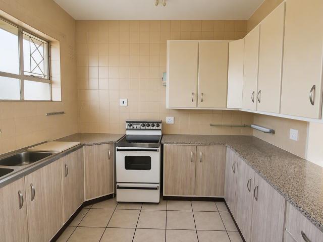 2 Bedroom Flat To Let in Margate