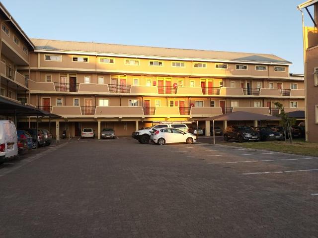 2 Bedroom Flat To Let in Uitzicht