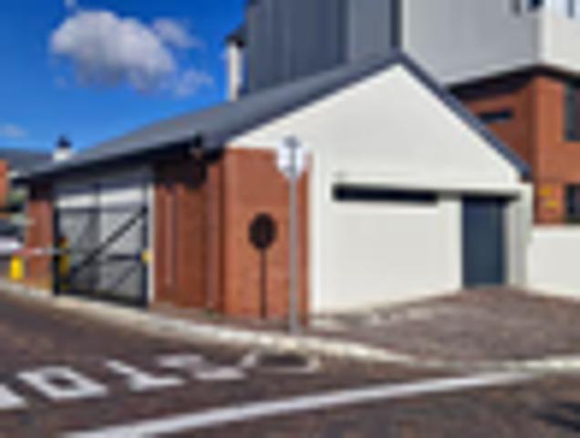 2 Bedroom Flat To Let in Vredekloof