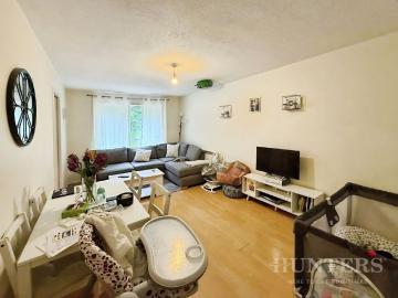 2 bedroom Flat To Rent Total Size: 604 SQ FT