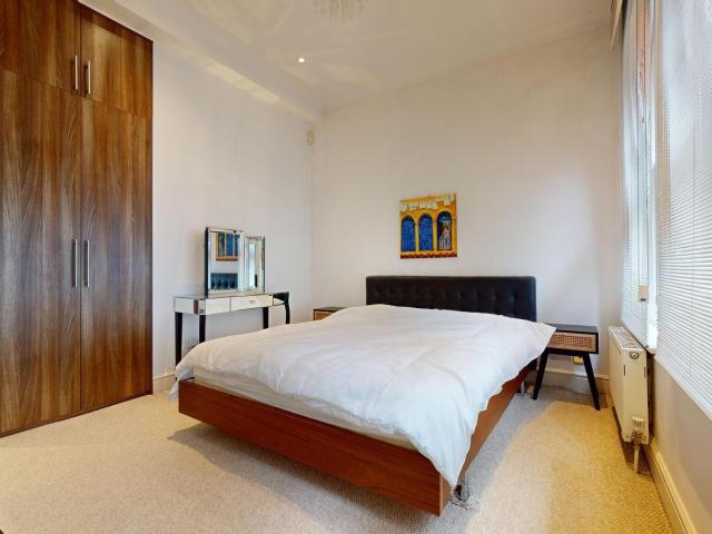 2 bedroom flat to rent on Berners Street, London
