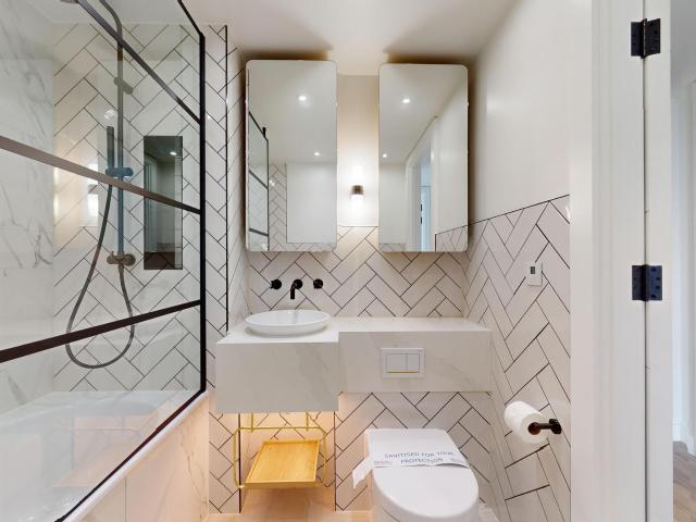 2 bedroom flat to rent on Bollinder Place, London