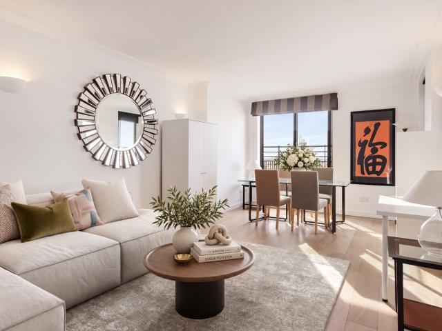 2 bedroom flat to rent on Cromwell Road, London