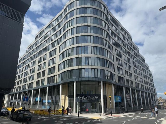 2 bedroom flat to rent on Headstone Road, London