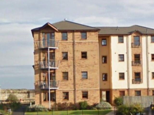 2 bedroom flat to rent at Deas Wharf, Kirkcaldy